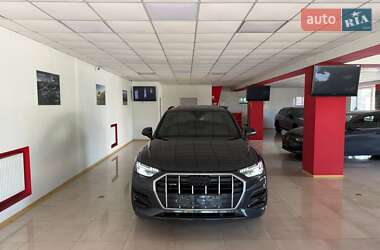Внедорожник / Кроссовер Audi Q5 2022 в 