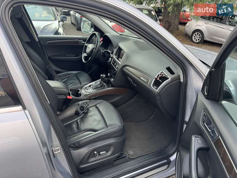 Внедорожник / Кроссовер Audi Q5 2016 в Киеве