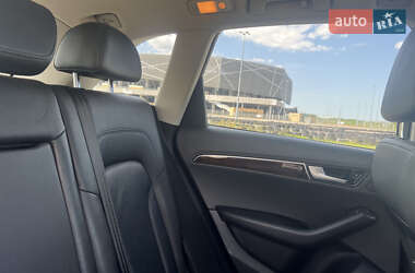 Внедорожник / Кроссовер Audi Q5 2011 в 