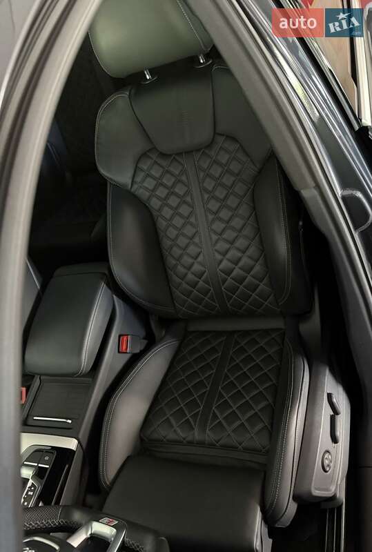 Внедорожник / Кроссовер Audi Q5 2022 в Черкассах