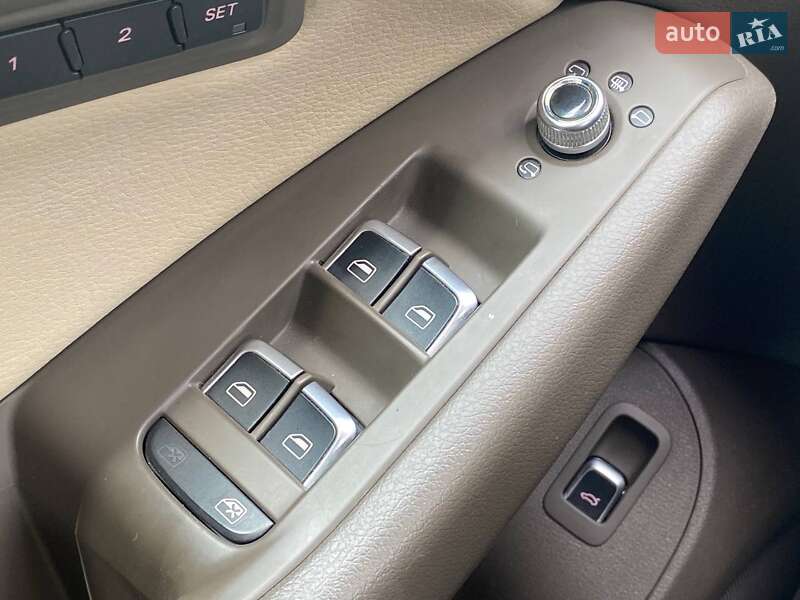 Внедорожник / Кроссовер Audi Q5 2013 в Киеве