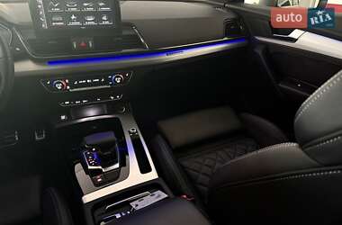 Внедорожник / Кроссовер Audi Q5 2022 в 