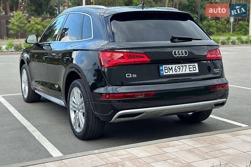 Внедорожник / Кроссовер Audi Q5 2017 в Киеве