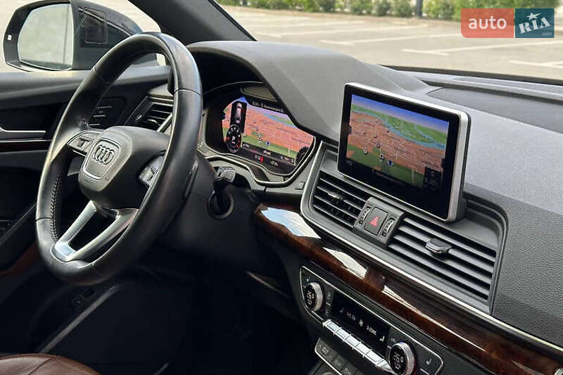 Внедорожник / Кроссовер Audi Q5 2017 в Киеве