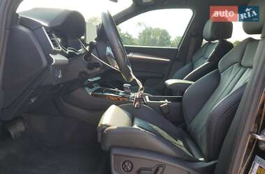 Внедорожник / Кроссовер Audi Q5 2023 в 