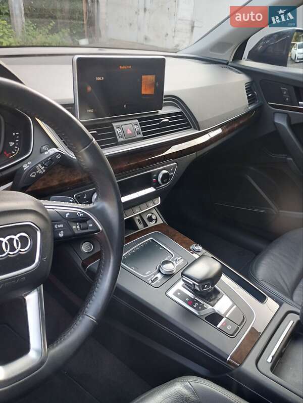 Внедорожник / Кроссовер Audi Q5 2018 в Кривом Роге фото 10 Внедорожник / Кроссовер Audi Q5 2018 в Кривом Роге