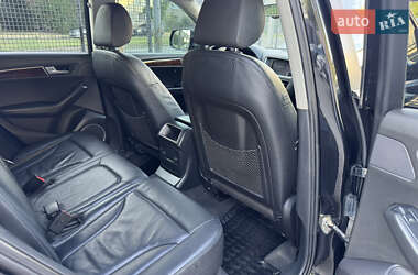 Внедорожник / Кроссовер Audi Q5 2009 в 