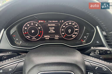 Внедорожник / Кроссовер Audi Q5 2018 в 