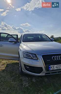 Внедорожник / Кроссовер Audi Q5 2009 в 