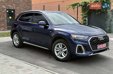 Внедорожник / Кроссовер Audi Q5 2022 в 