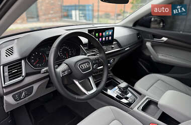 Внедорожник / Кроссовер Audi Q5 2022 в 