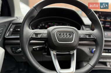 Внедорожник / Кроссовер Audi Q5 2022 в 