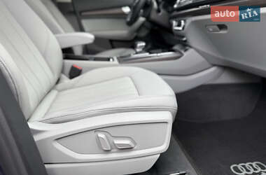 Внедорожник / Кроссовер Audi Q5 2022 в 