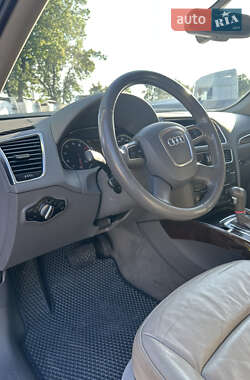 Внедорожник / Кроссовер Audi Q5 2011 в 