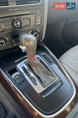 Внедорожник / Кроссовер Audi Q5 2011 в 