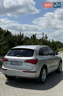 Внедорожник / Кроссовер Audi Q5 2012 в 