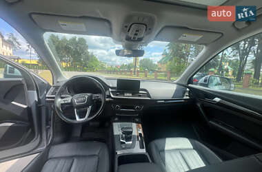 Внедорожник / Кроссовер Audi Q5 2018 в 