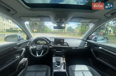 Внедорожник / Кроссовер Audi Q5 2018 в 