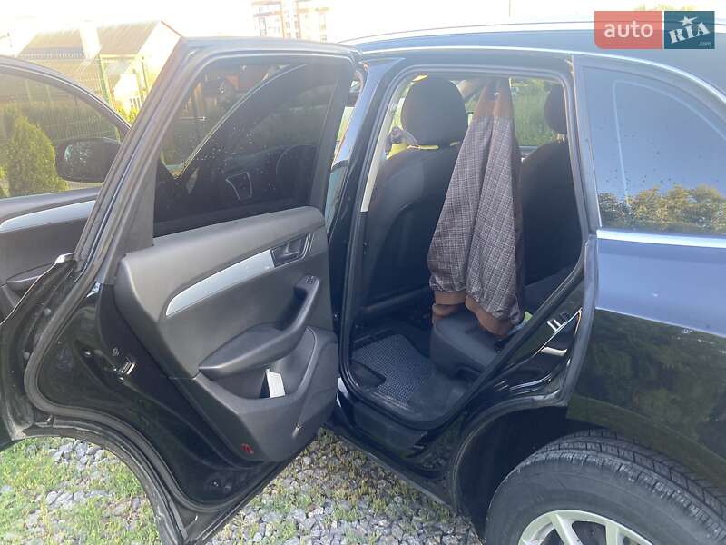 Внедорожник / Кроссовер Audi Q5 2011 в Хмельницком