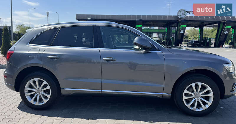 Внедорожник / Кроссовер Audi Q5 2016 в Луцке