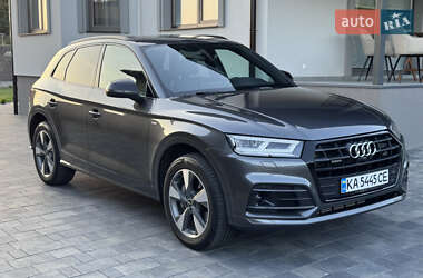 Внедорожник / Кроссовер Audi Q5 2020 в 