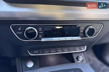 Внедорожник / Кроссовер Audi Q5 2020 в 