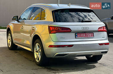 Внедорожник / Кроссовер Audi Q5 2019 в 