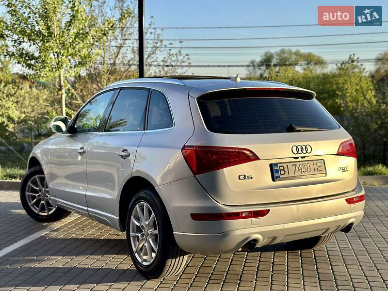 Внедорожник / Кроссовер Audi Q5 2010 в Виннице