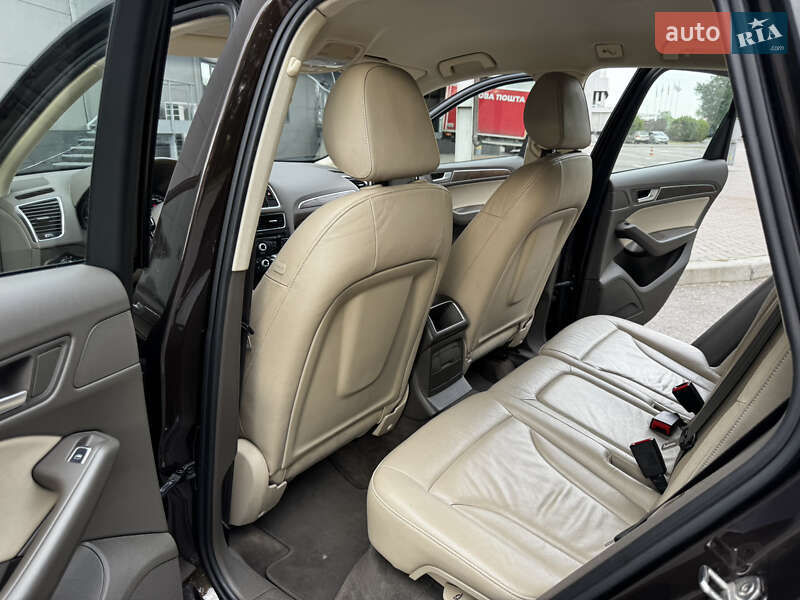 Внедорожник / Кроссовер Audi Q5 2013 в Киеве