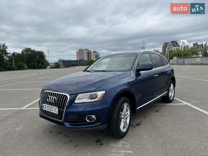 Внедорожник / Кроссовер Audi Q5 2016 в 