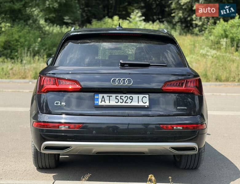Внедорожник / Кроссовер Audi Q5 2018 в Бурштыне