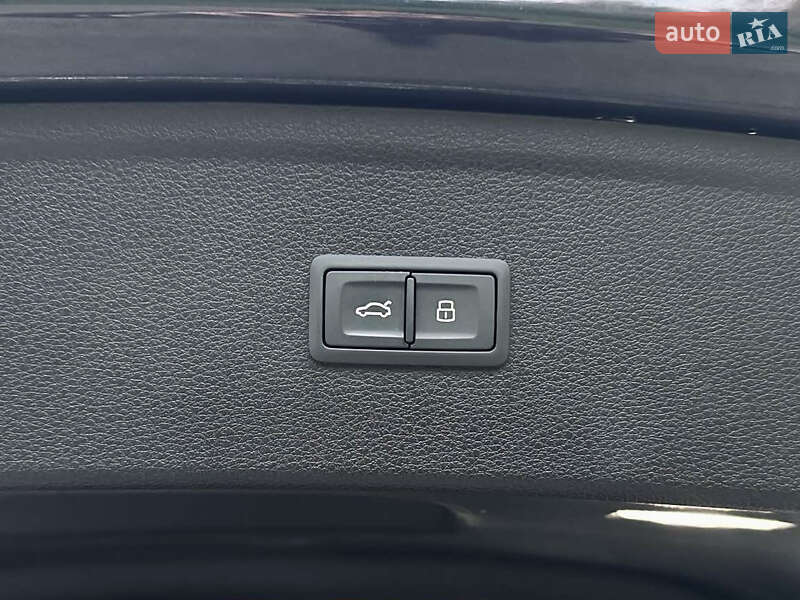 Внедорожник / Кроссовер Audi Q5 2018 в Бурштыне