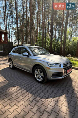 Позашляховик / Кросовер Audi Q5 2018 в Львові