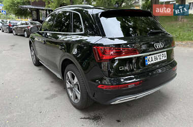 Внедорожник / Кроссовер Audi Q5 2022 в 