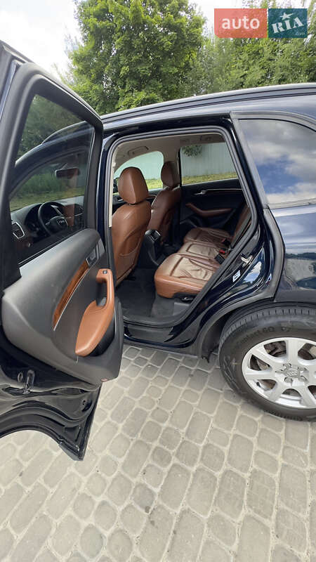 Внедорожник / Кроссовер Audi Q5 2009 в Львове