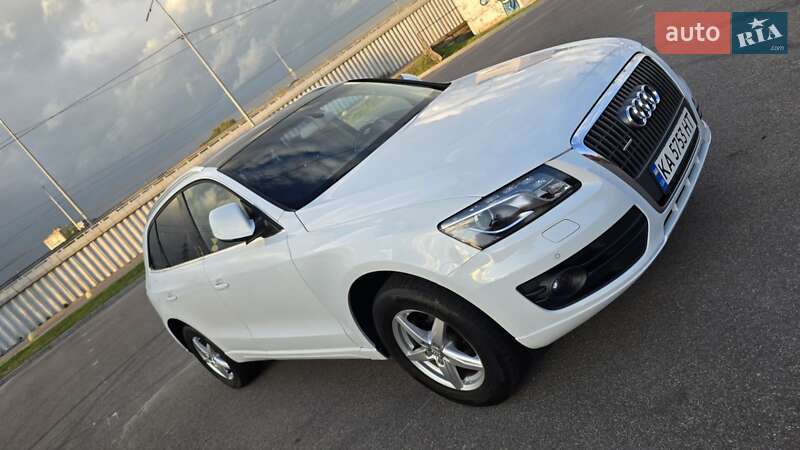 Внедорожник / Кроссовер Audi Q5 2011 в Киеве