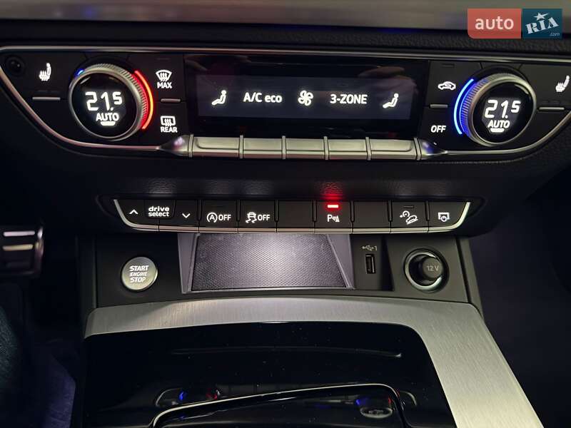 Внедорожник / Кроссовер Audi Q5 2022 в Черкассах