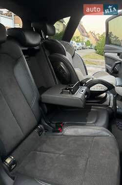 Внедорожник / Кроссовер Audi Q5 2018 в 