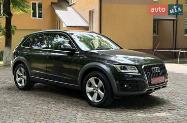 Внедорожник / Кроссовер Audi Q5 2012 в 