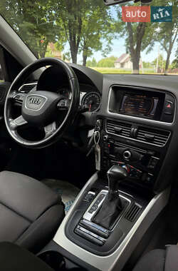 Внедорожник / Кроссовер Audi Q5 2012 в 