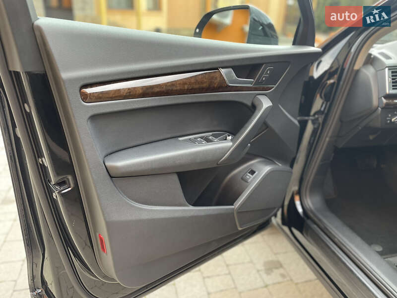 Внедорожник / Кроссовер Audi Q5 2018 в Коломые