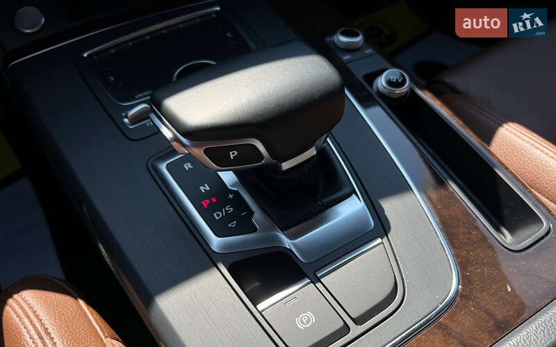 Внедорожник / Кроссовер Audi Q5 2018 в Львове