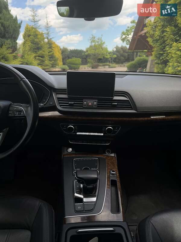 Внедорожник / Кроссовер Audi Q5 2018 в Львове