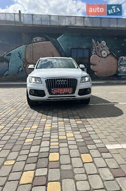 Внедорожник / Кроссовер Audi Q5 2013 в Луцке
