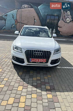 Позашляховик / Кросовер Audi Q5 2013 в 