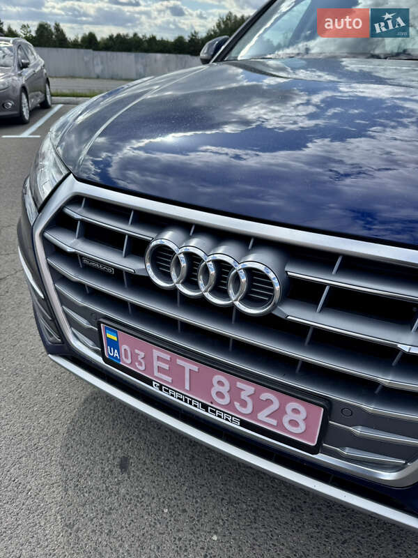 Внедорожник / Кроссовер Audi Q5 2018 в Луцке