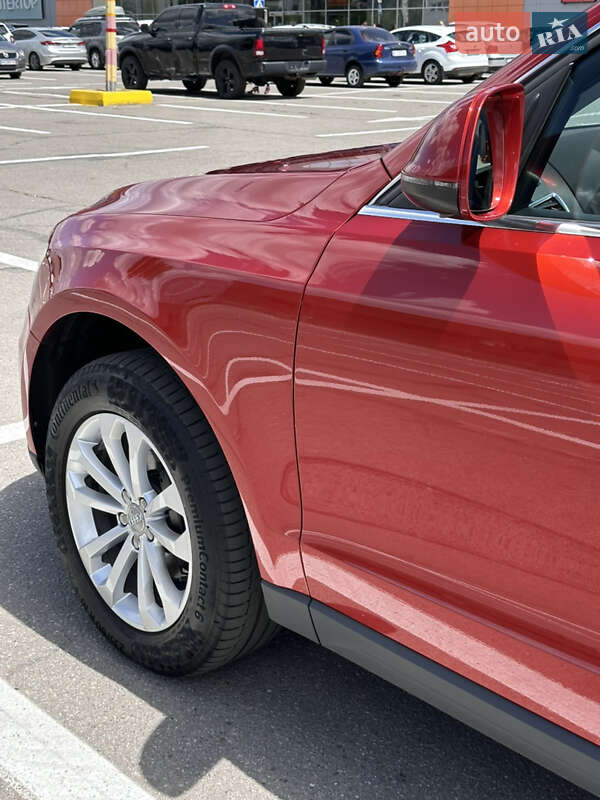 Внедорожник / Кроссовер Audi Q5 2014 в Решетиловке