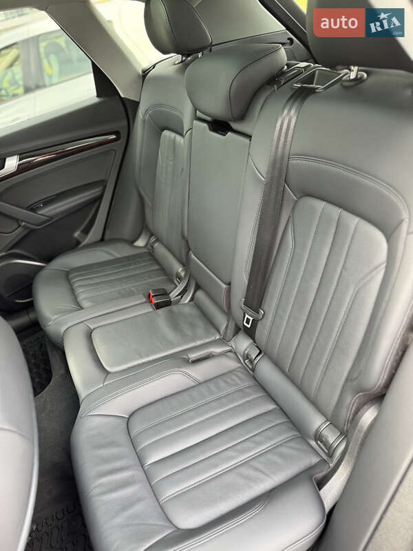 Внедорожник / Кроссовер Audi Q5 2019 в Киеве