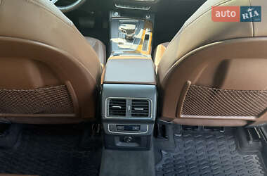 Внедорожник / Кроссовер Audi Q5 2017 в 