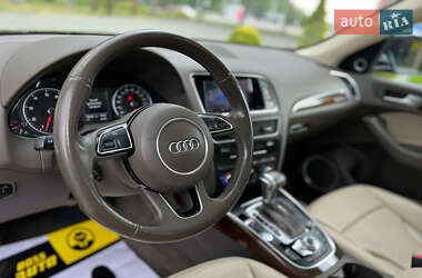 Внедорожник / Кроссовер Audi Q5 2015 в 